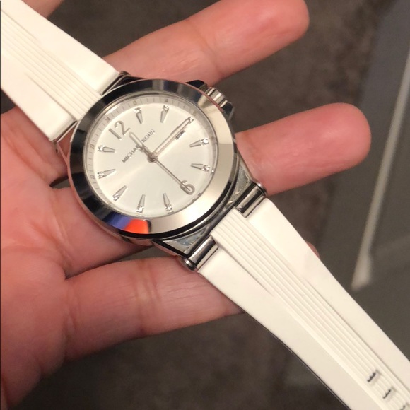 Michael Kors watch - Picture 1 of 6